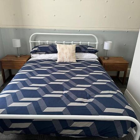 4 Large Bedroom Apartment In The City Hastings Eksteriør bilde