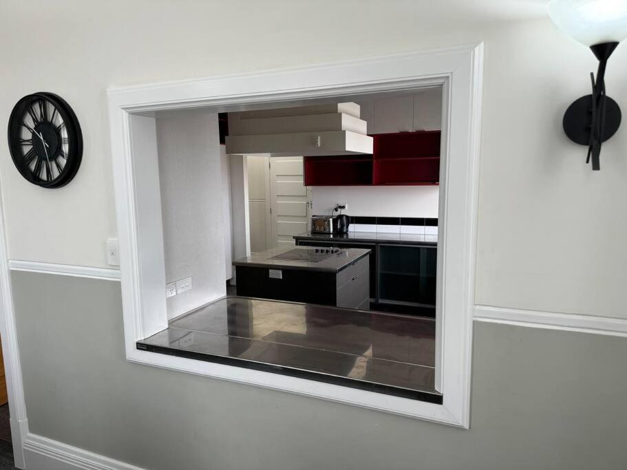 4 Large Bedroom Apartment In The City Hastings Eksteriør bilde